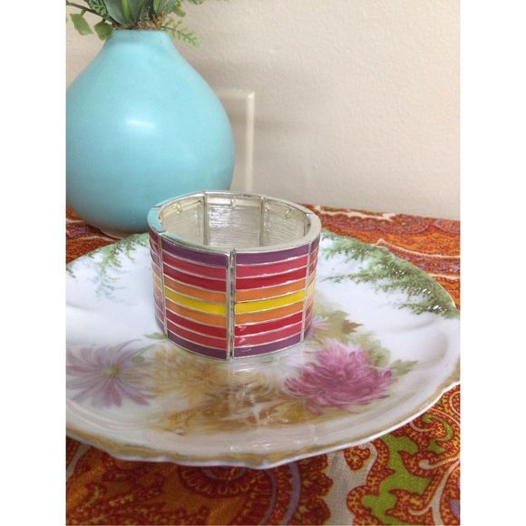 Vintage Enamel Pride Bracelet Stretch Rainbow Chunky Metal ~ Excellent - Picture 10 of 11